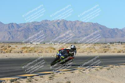 media/Jan-10-2025-CVMA Friday Practice (Fri) [[489e0da257]]/Group 4 and Trackday/Session 2 (Turn 4 Inside)/